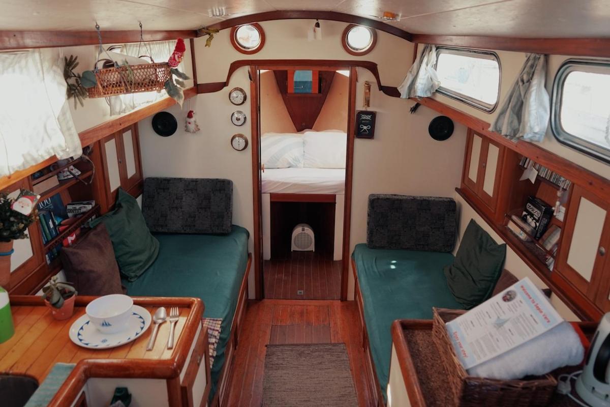 Готель Cozy Lisbon Marina Sleepaboard - Sail Away Екстер'єр фото