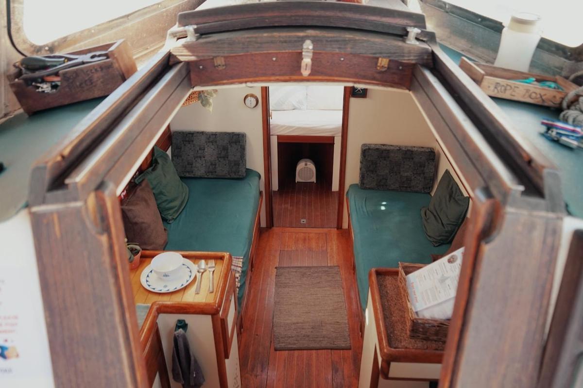 Готель Cozy Lisbon Marina Sleepaboard - Sail Away Екстер'єр фото
