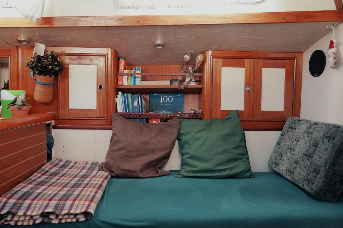Готель Cozy Lisbon Marina Sleepaboard - Sail Away Екстер'єр фото